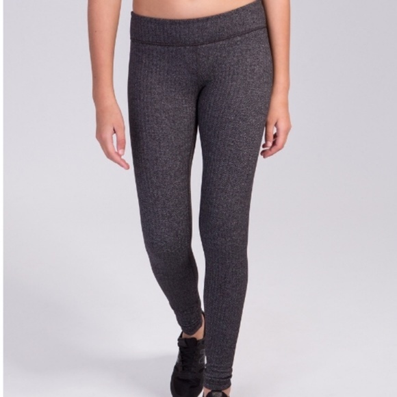 Ivivva Rhythmic Tight Gray Herringbone 